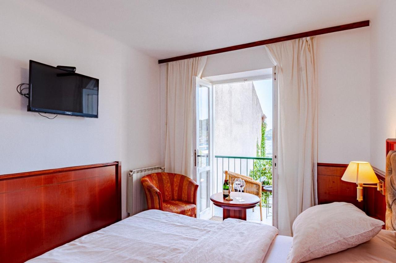 Hotel Dalmacija 벨라루카 외부 사진